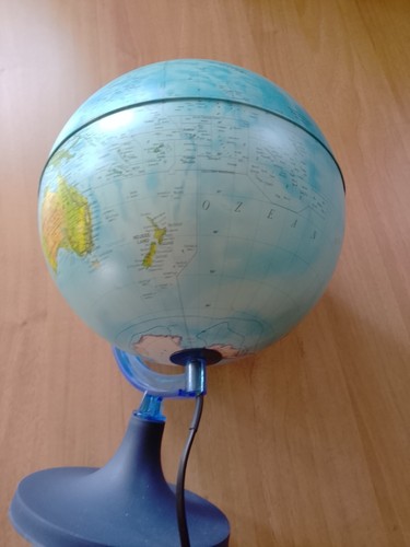 Globus mit beleuchtung - globus,