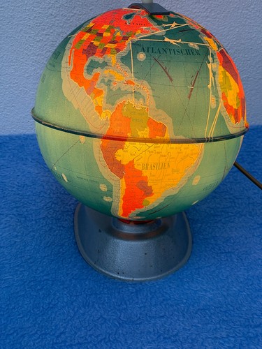Retro globus aus - retro-globus,
