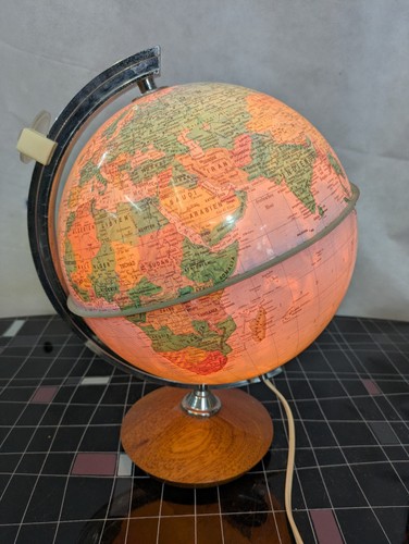 Geographischer globus - geographischer,