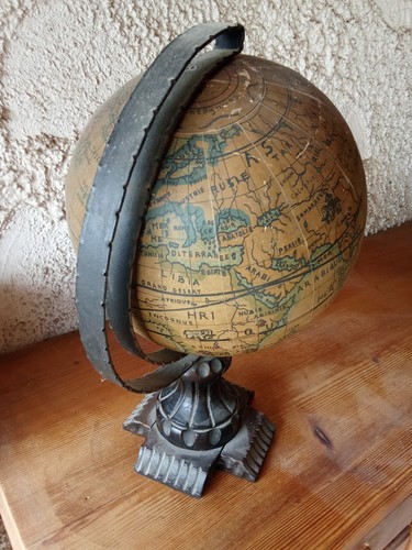Uralter globus mit - uralter,